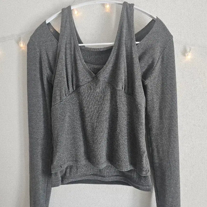 [BUNJANG] The Bone Toys Layered Tank Top Set / 더보느 토이즈 긴팔 레이어드 나시 세트
