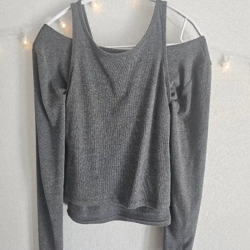 [BUNJANG] The Bone Toys Layered Tank Top Set / 더보느 토이즈 긴팔 레이어드 나시 세트