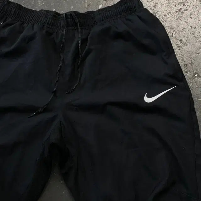 [SOLD OUT] 100 나이키 드라이핏 팬츠