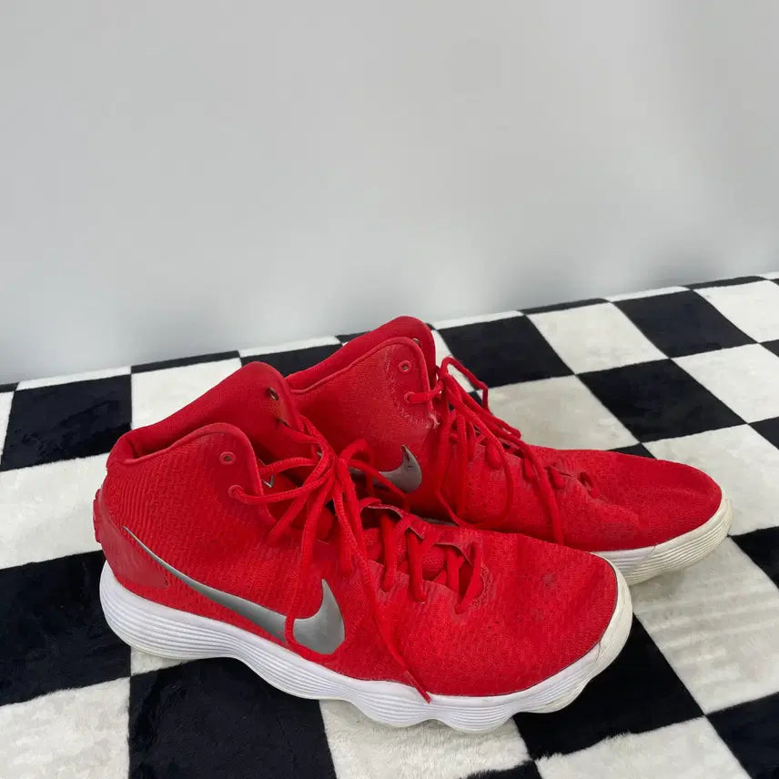 [BUNJANG] Nike Hyperdunk 2017 Basketball Shoes 295mm / 나이키 하이퍼덩크 2017 농구화 295mm