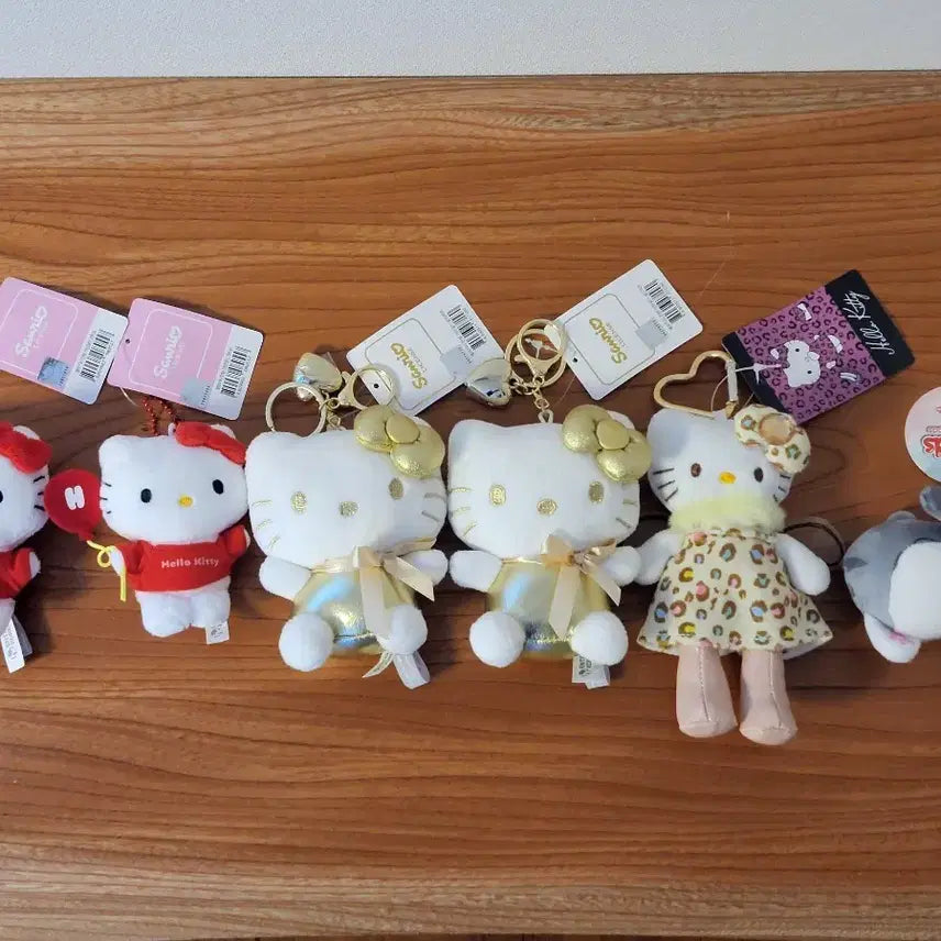 [BUNJANG] Sanrio Hello Kitty Doll Bag Charm / 무료배송) 산리오 헬로키티 인형 키링 가방걸이/가방고리
