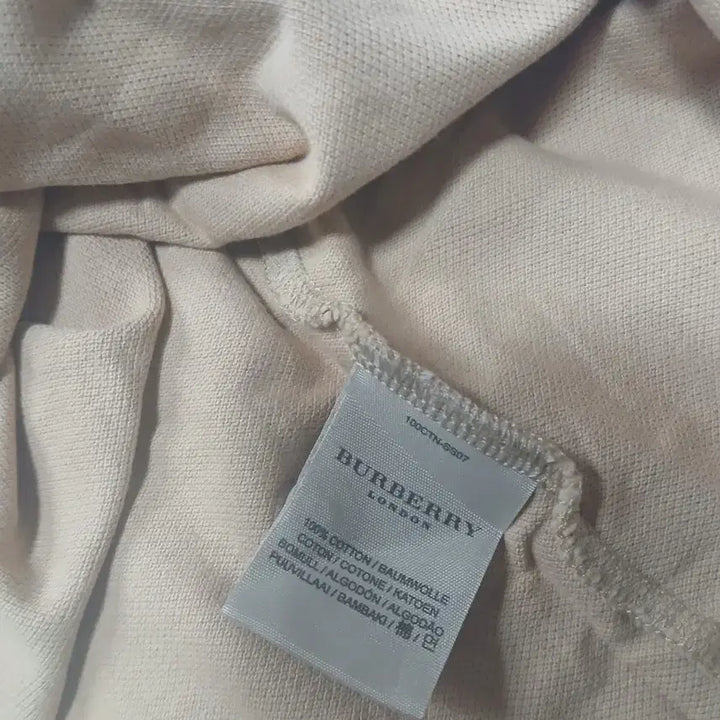 [SOLD OUT] 버버리 베이지 반팔 폴로티 M(실측)(국내)(100)