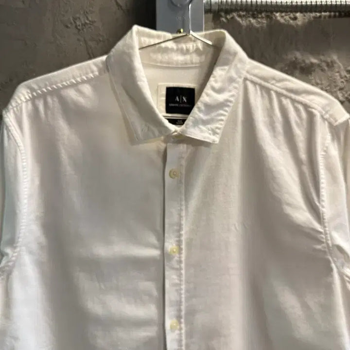 [BUNJANG] Armani Exchange Slim Fit Cotton Shirt White / M 알마니익스체인지 ARMANI 슬림핏 코튼 셔츠 화이트