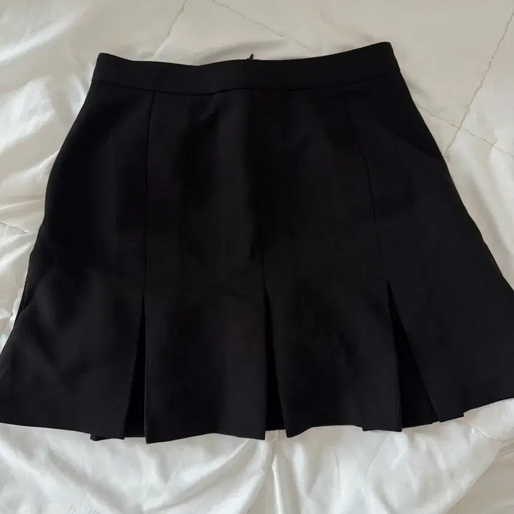 [BUNJANG] Indie Closet Hera Mini Skirt Black S / 인더클로젯 헤라 미니 스커트 블랙 s