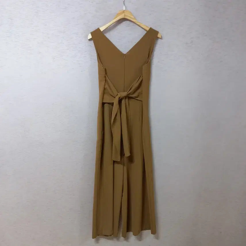 [SOLD OUT] B4-18/점프수트 카멜색 점프수트 여성