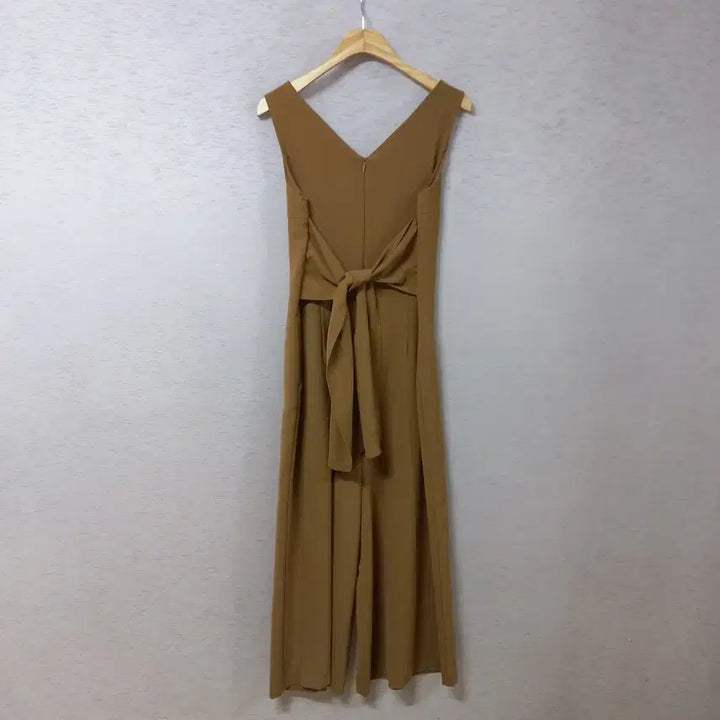 [SOLD OUT] B4-18/점프수트 카멜색 점프수트 여성