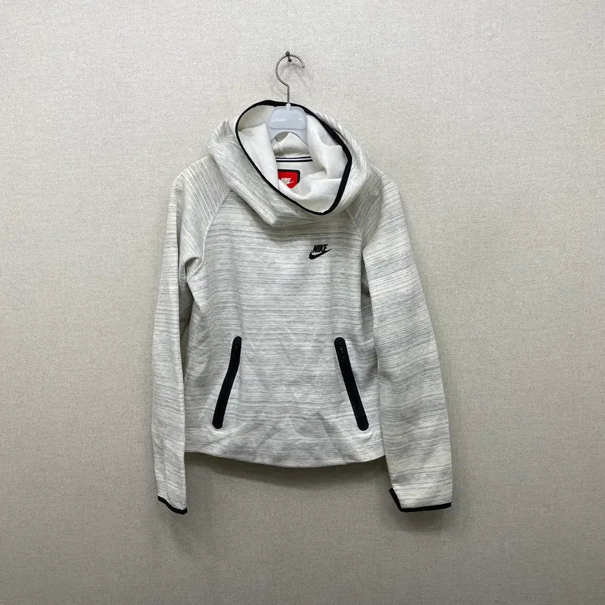 [BUNJANG] Nike Hooded Sweatshirt (Size L) / 나이키 후드티 100