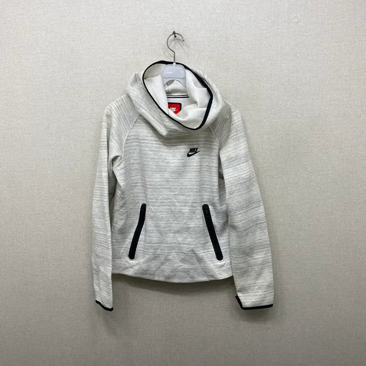 [BUNJANG] Nike Hooded Sweatshirt (Size L) / 나이키 후드티 100