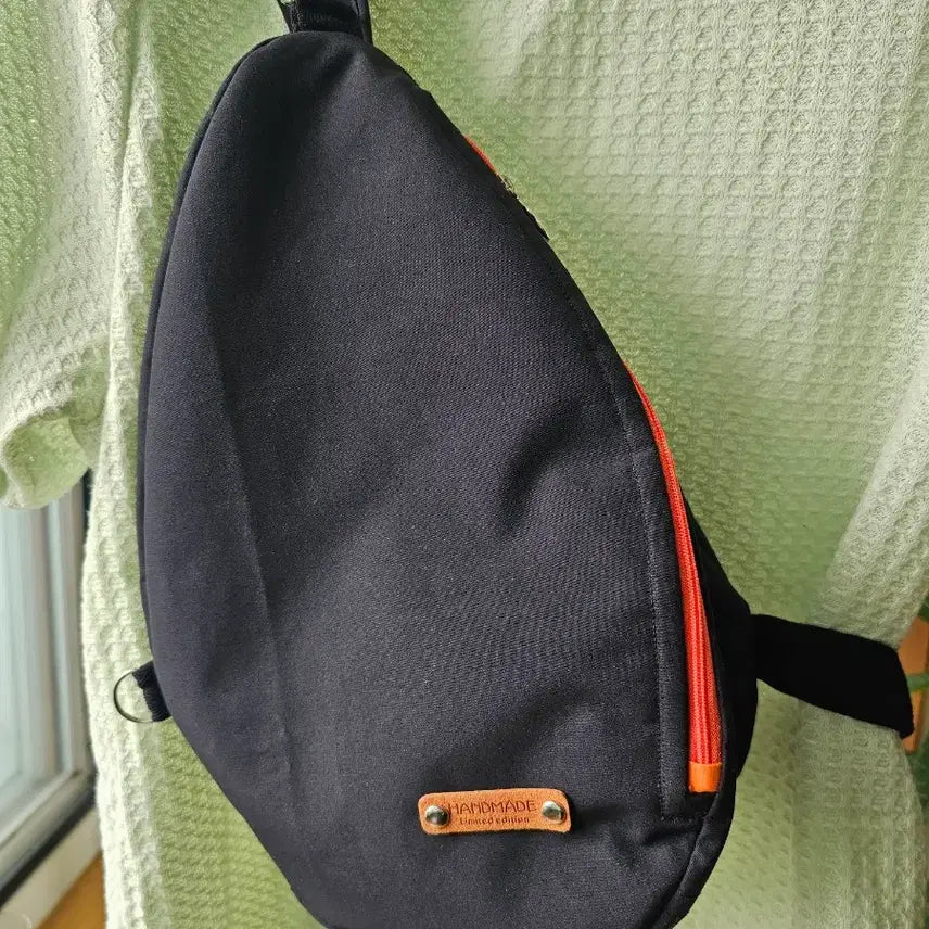 [BUNJANG] Sling Bag / 슬링백