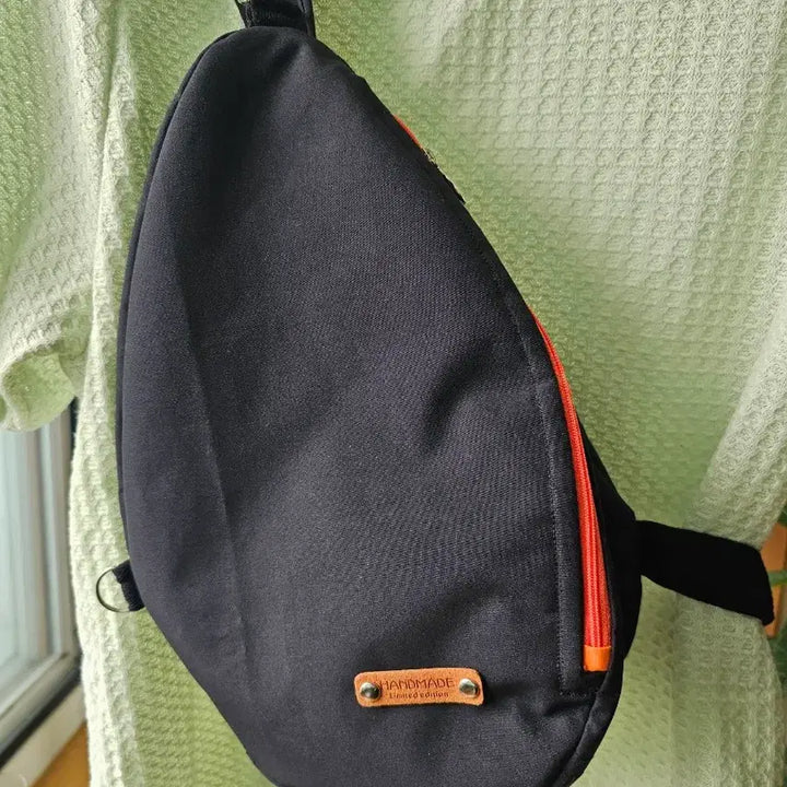 [BUNJANG] Sling Bag / 슬링백