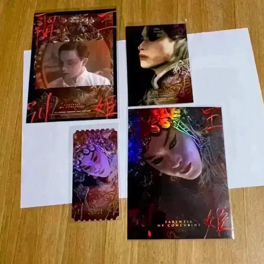 [BUNJANG] Leslie Cheung In Space: The Leeway Movie Goods Bundle / 영화 이도공간 뱃지패키지 A3포스터 아트카드 장국영 굿즈 포토카드화보집