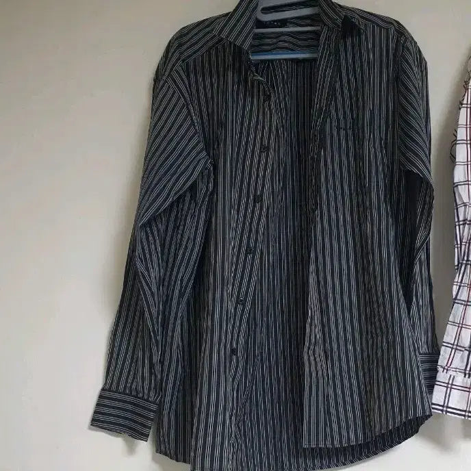 [BUNJANG] Royal Striped Shirt / 로얄 와이셔츠 남방