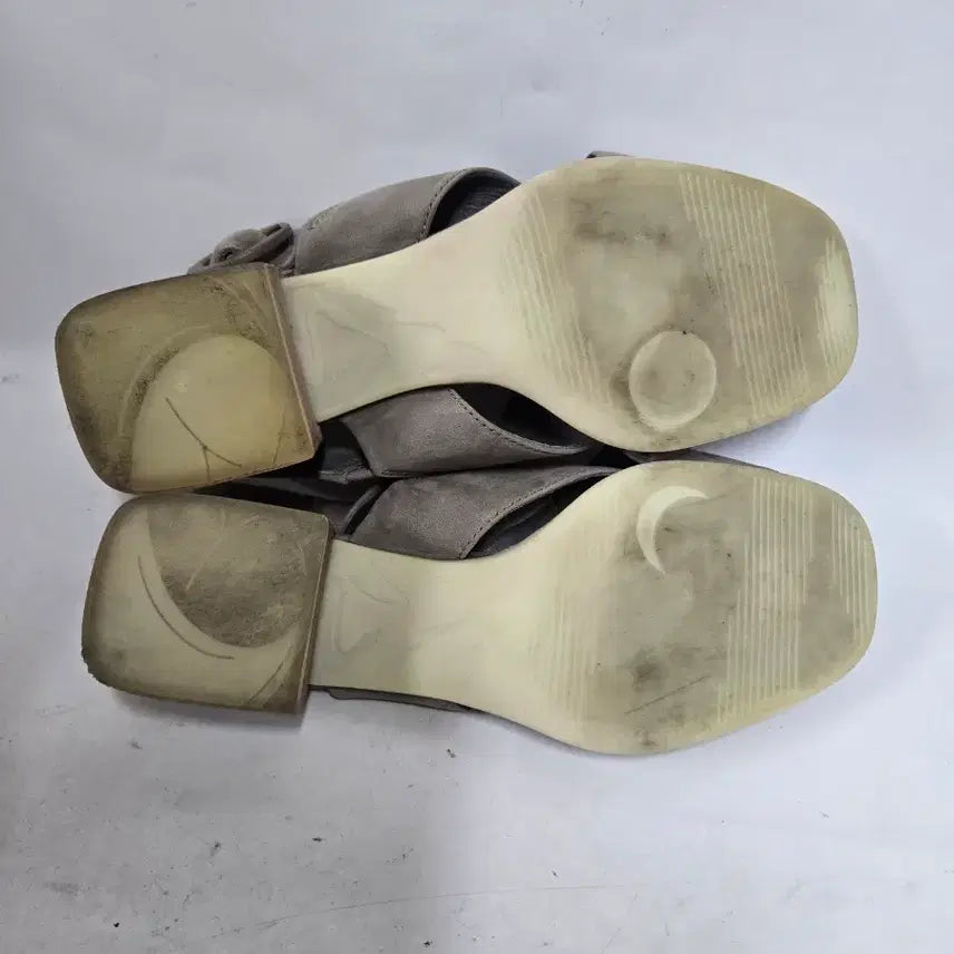 [BUNJANG] Camper Suede Strap Sandals / 거의새제품)캠퍼 스웨이드 스트랩 샌들 37