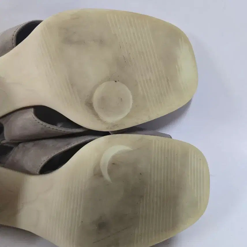 [BUNJANG] Camper Suede Strap Sandals / 거의새제품)캠퍼 스웨이드 스트랩 샌들 37