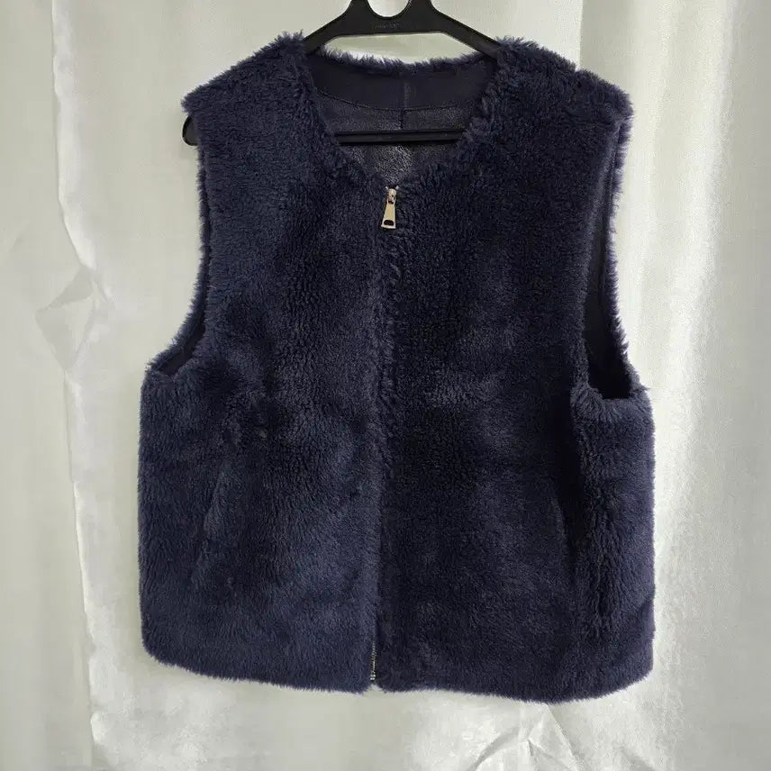 [BUNJANG] City Gee Fleece Vest / City Gee 뽀글이 양털 조끼 (1945)