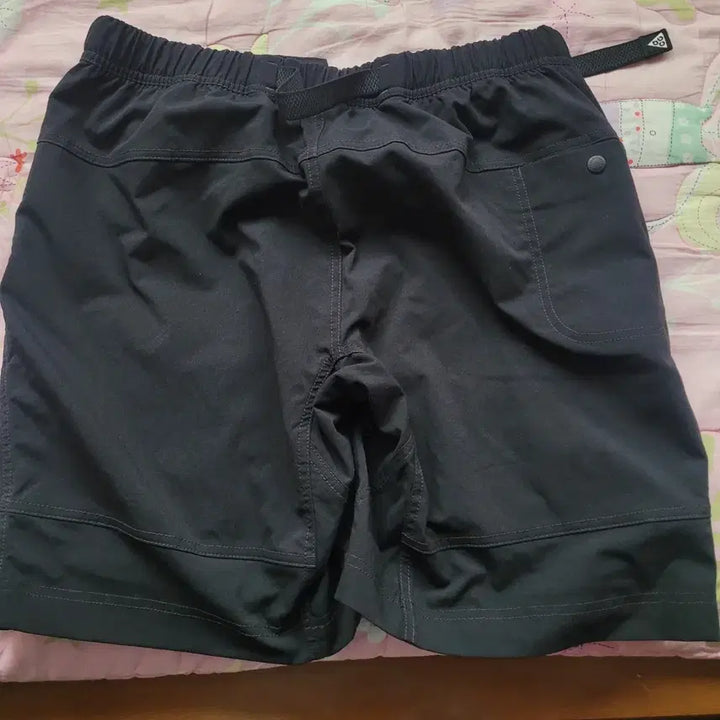 [SOLD OUT] 나이키 ACG 카고 반바지 블랙