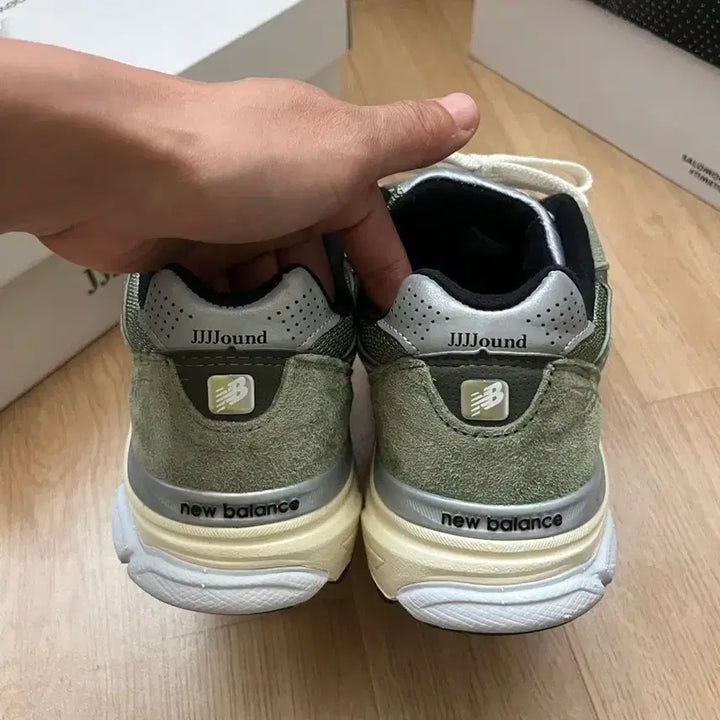 [BUNJANG] 뉴발란스 990v3 자운드 올리브 270 / 뉴발란스 990v3 자운드 올리브 270