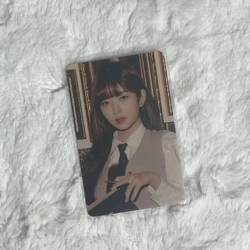 [BUNJANG] IVE Rei From Queen FanCon Photocard / 아이브 레이 프롬퀸 팬콘 랜포 포카