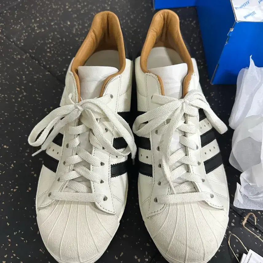 [BUNJANG] Zound Superstar 82 Off-White Sneakers / [275]자운드 슈퍼스타 82 오프화이트