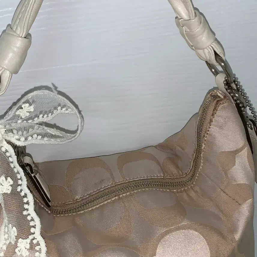 [BUNJANG] Coach Signature Y2K Shoulder Bag Ivory / 코치 시그니처 y2k 숄더백 아이보리