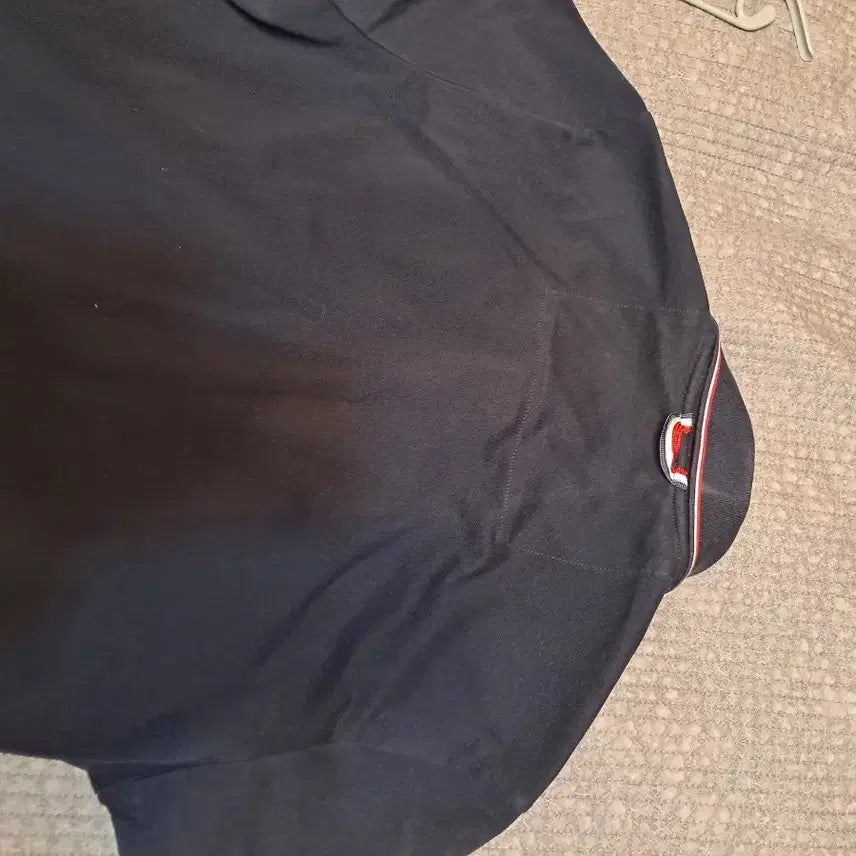 [BUNJANG] Moncler Slim Fit Navy T-shirt / 몽클레어 슬림핏   반팔티 팝니다