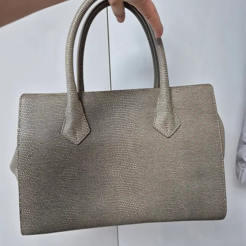 [BUNJANG] Couronne Tote Bag / 쿠론 토트백