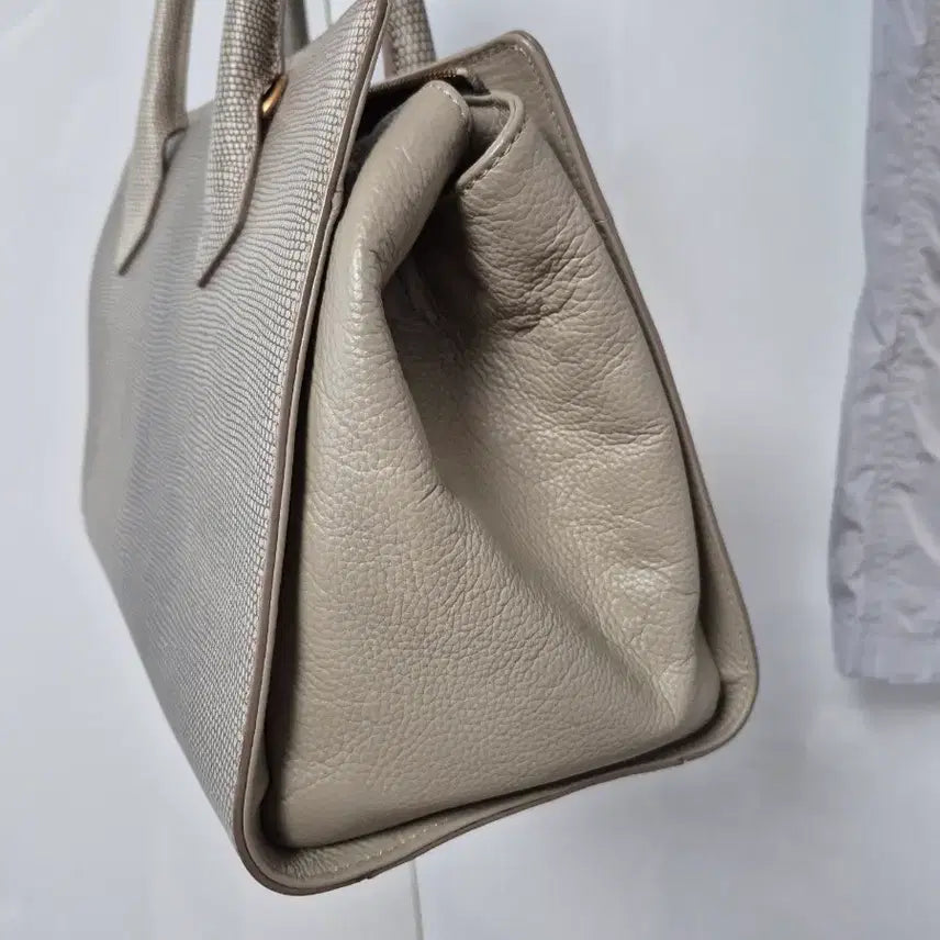 [BUNJANG] Couronne Tote Bag / 쿠론 토트백
