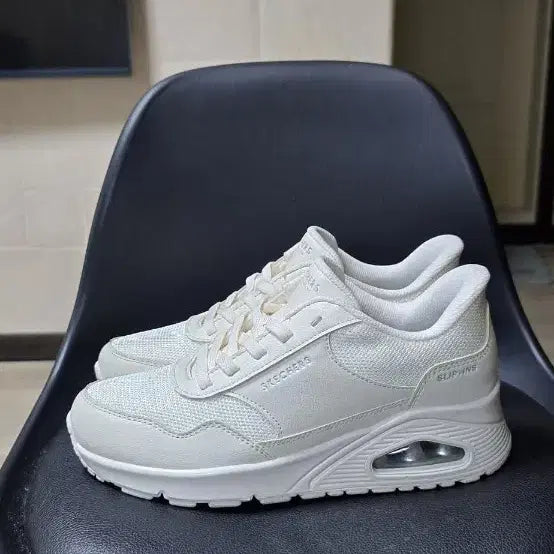 [BUNJANG] Skechers Slip-ins Ivory Sneakers 235 / 스케쳐스 슬립인스 운동화 아이보리 235