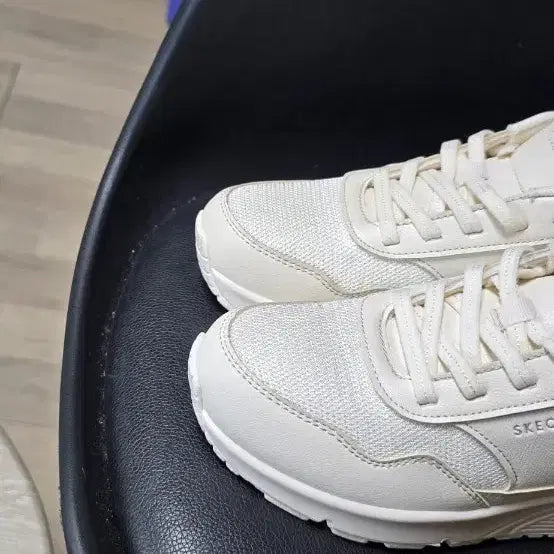 [BUNJANG] Skechers Slip-ins Ivory Sneakers 235 / 스케쳐스 슬립인스 운동화 아이보리 235