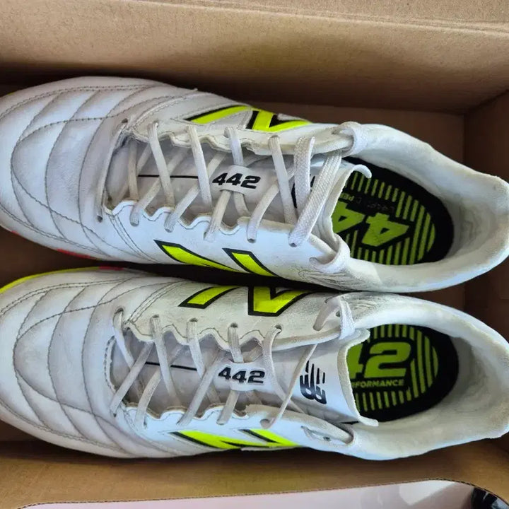 [BUNJANG] New Balance 442 Pro TF Futsal Shoes / 뉴발란스 442 프로 tf 풋살화
