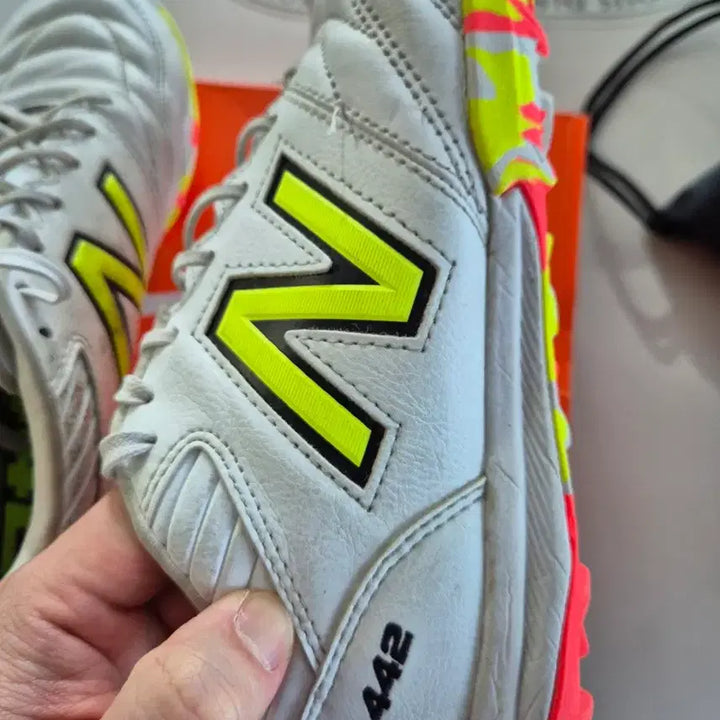 [BUNJANG] New Balance 442 Pro TF Futsal Shoes / 뉴발란스 442 프로 tf 풋살화