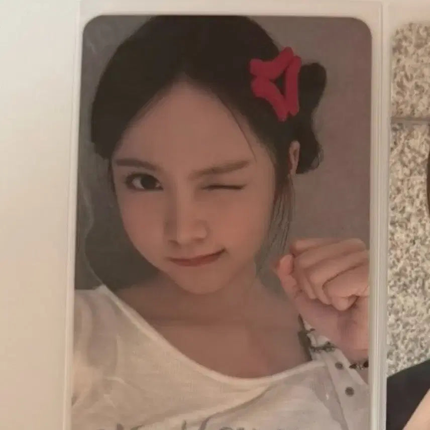 [BUNJANG] Hatuha Hearts to Hearts Hello Live Mini Record Carmen Jiwoo Photocard / 하투하 하츠투하츠 케타포 헬로라이브 미니레코드 앺뮤 카르멘 포카 지우