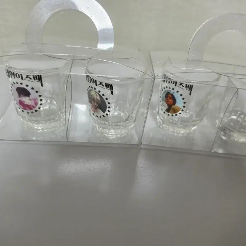 [BUNJANG] BTS V Soju Glass Set / 방탄소년단 태형이즈백 소주잔 4개 세트