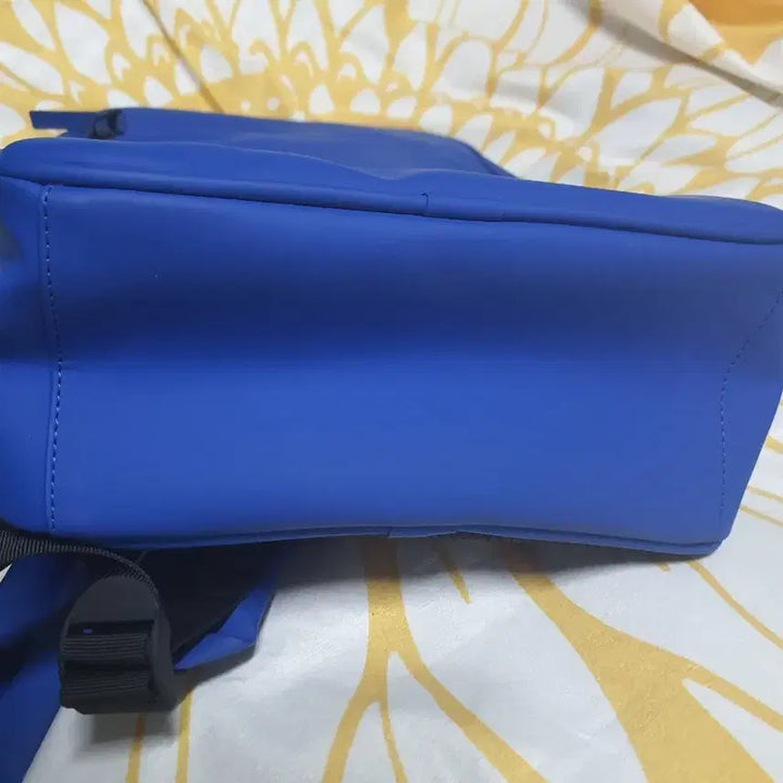 [BUNJANG] RAINS Blue Waterproof Backpack / RAINS 레인스 블루 방수 백팩