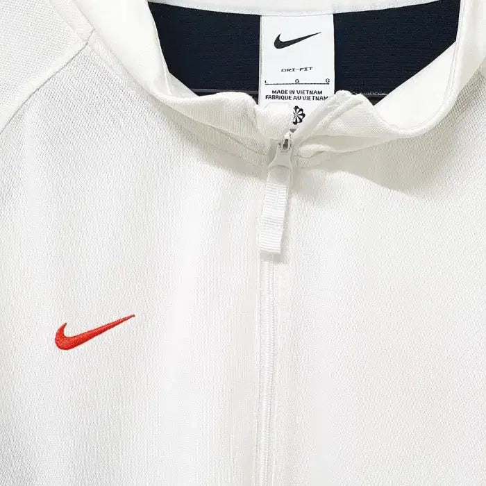 [BUNJANG] Nike Dri-FIT Mid Layer Soccer Top L / 나이키 드라이핏 미드 레이어 사커 탑 L
