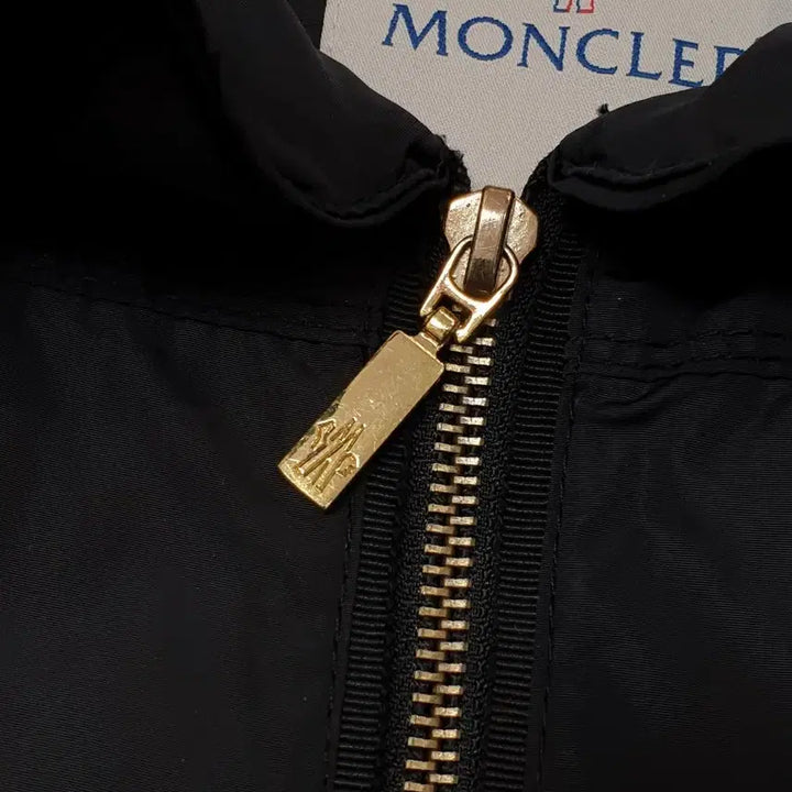 [SOLD OUT] 몽클레어 바람막이 1 블랙