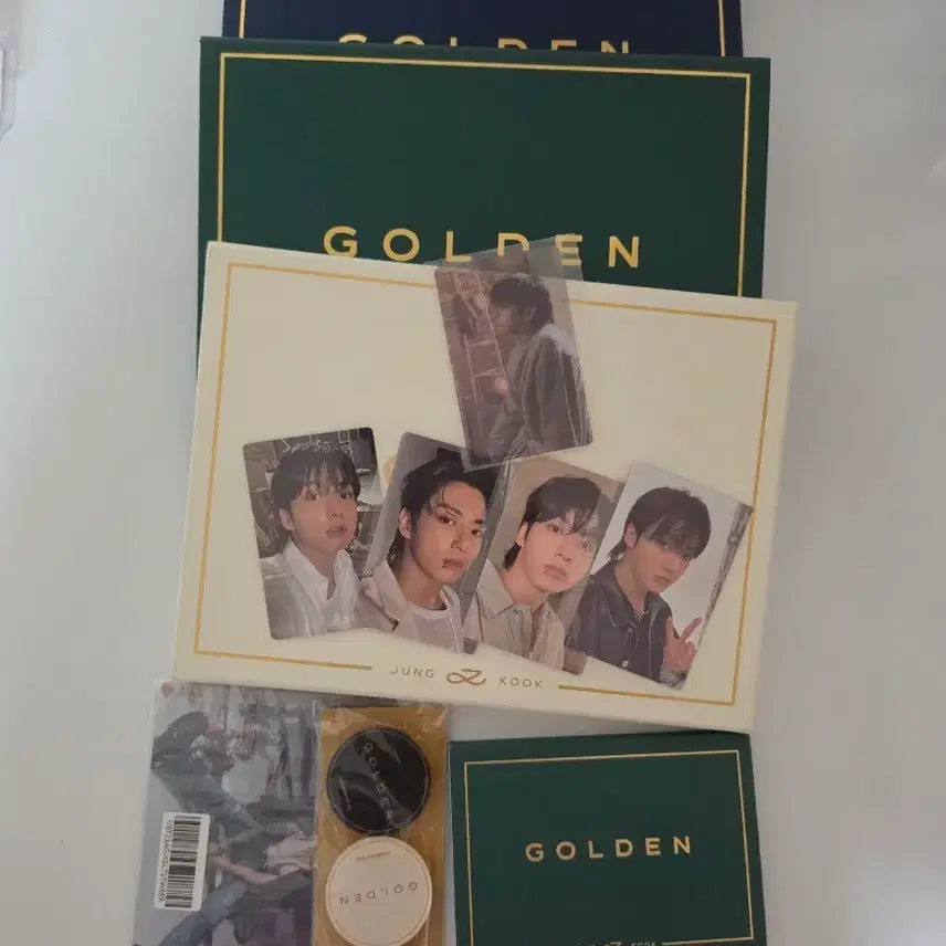 [BUNJANG] 정국 Golden 앨범 풀세트 + 포토카드 / 정국 Golden 앨범 풀세트 + 포토카드