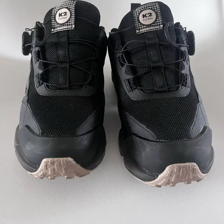 [BUNJANG] K2 Flyhike Gore-Tex Hiking Boots - All Black (245) / K2 플라이하이크 고어텍스 올블랙 등산화 245