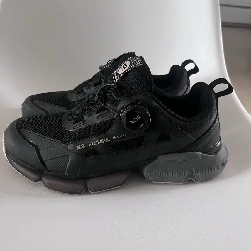 [BUNJANG] K2 Flyhike Gore-Tex Hiking Boots - All Black (245) / K2 플라이하이크 고어텍스 올블랙 등산화 245