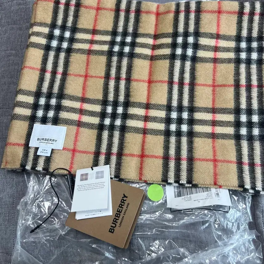 [BUNJANG] Burberry Cashmere Snood Neck Warmer / 버버리 캐시미어 스누드 넥워머 68x24