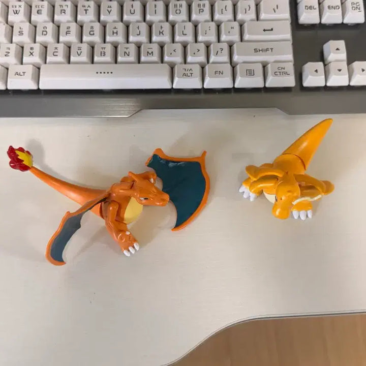 [BUNJANG] Charizard &amp; Dragonite Plastic Model Kit / 리자몽 망나뇽 프라모델