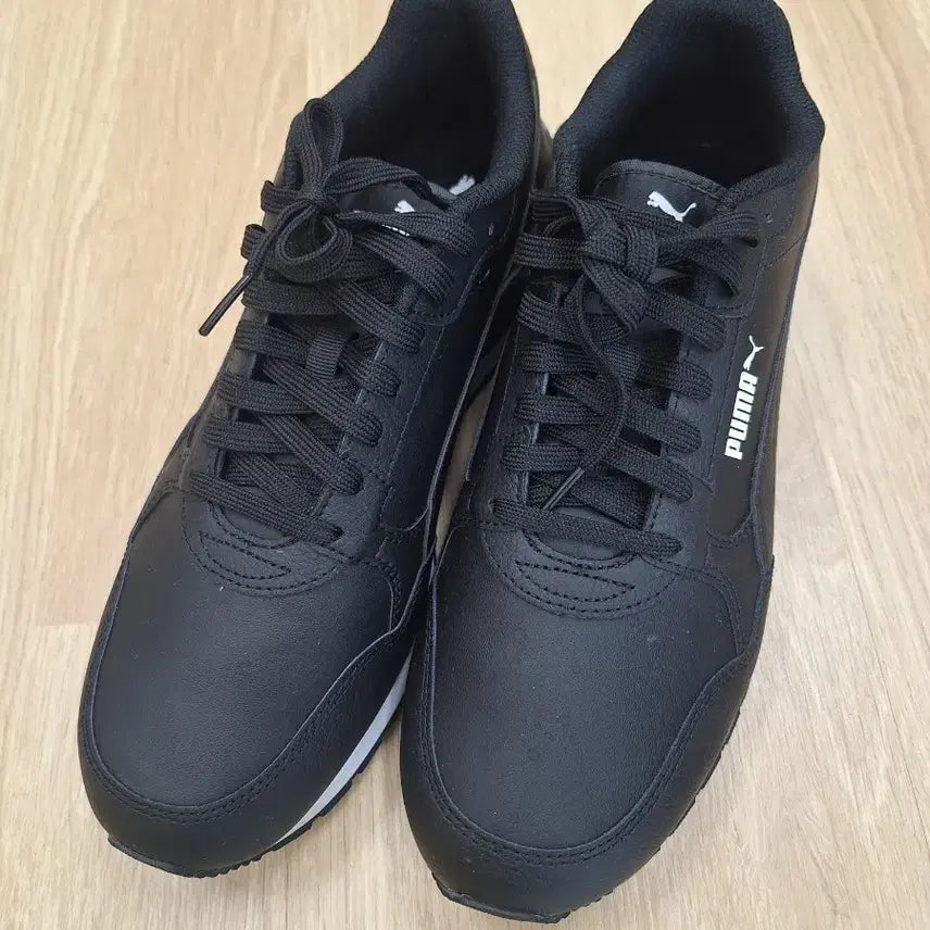 [BUNJANG] Puma ST Runner V4L Sneakers Size 265 / 푸마 ST러너 V4L  (265size)