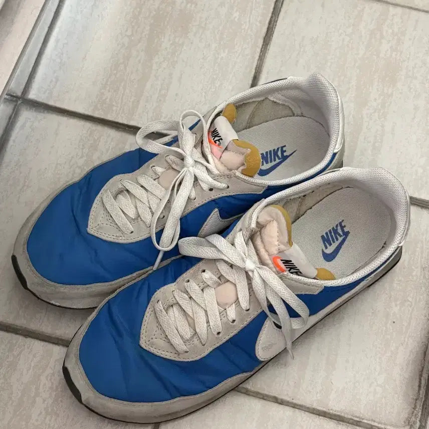[BUNJANG] Nike Waffle Trainer 2 Hyper Royal Rattan Sneakers / 나이키 와플 트레이너 2 하이퍼 로얄 라탄