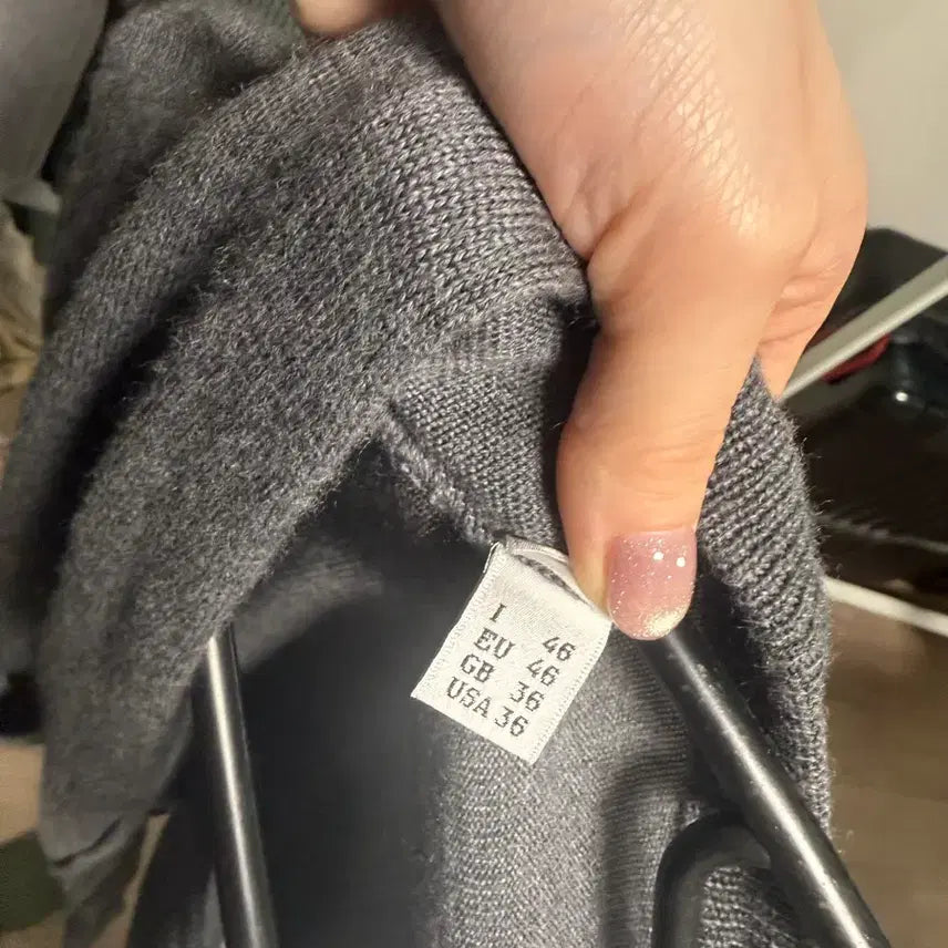 [BUNJANG] Moschino Gray Cardigan / 모스키노 가디건 그레이