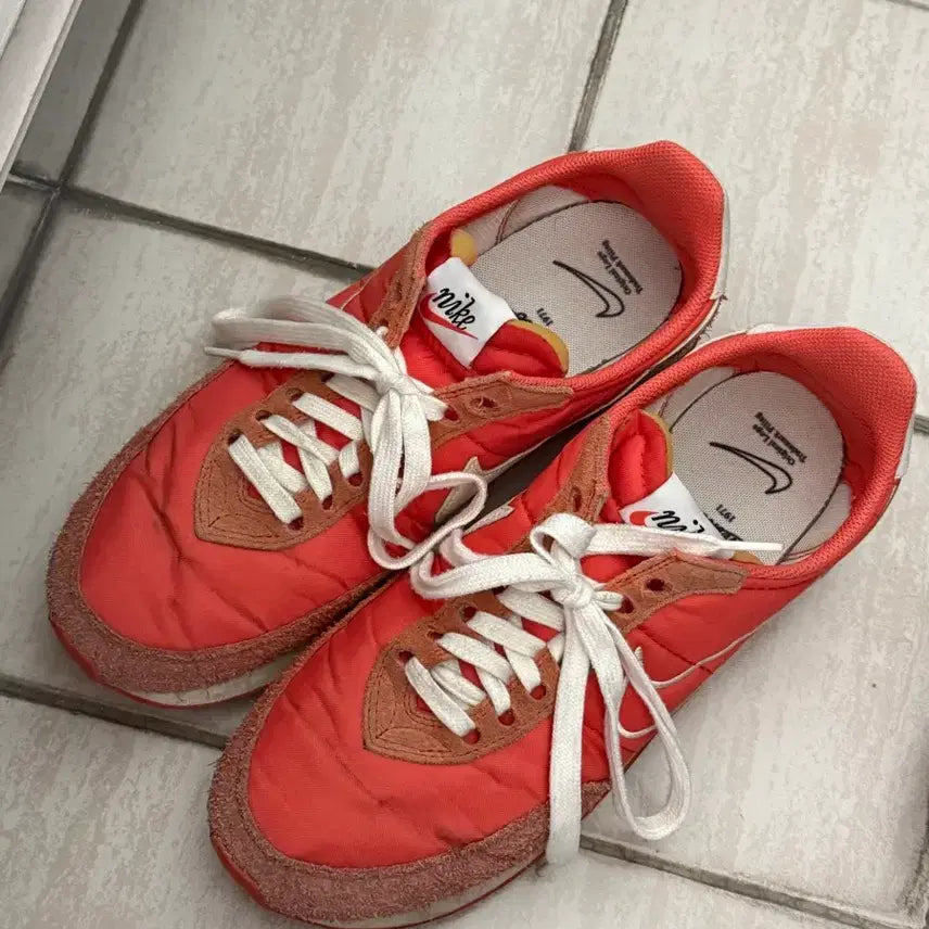 [BUNJANG] Nike Waffle Trainer 2 Orange Sneakers / 나이키 와플 트레이너 2 오렌지 세일