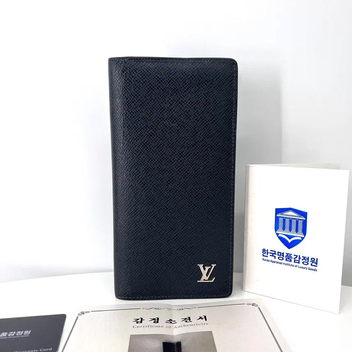 [BUNJANG] Louis Vuitton Brazza Taiga Long Wallet / [감정완료] 루이비통 LV 로고 타이가 브라짜 장지갑