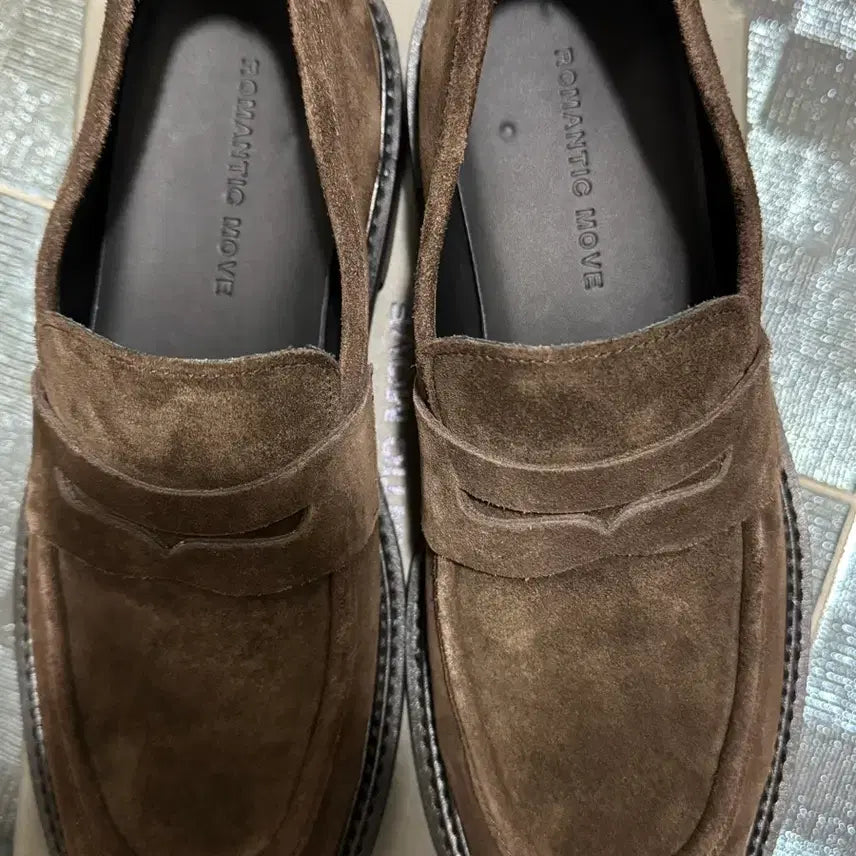 [BUNJANG] Romantic Move New Minimal Loafer Brown Shoes / 로맨틱무브 뉴 미니멀 로퍼 브라운 [280] 팝니다