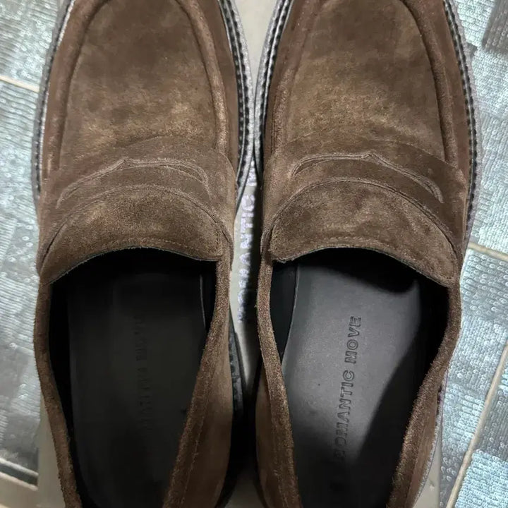 [BUNJANG] Romantic Move New Minimal Loafer Brown Shoes / 로맨틱무브 뉴 미니멀 로퍼 브라운 [280] 팝니다