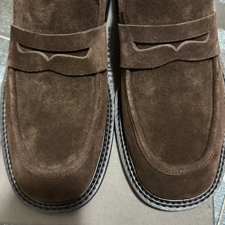 [BUNJANG] Romantic Move New Minimal Loafer Brown Shoes / 로맨틱무브 뉴 미니멀 로퍼 브라운 [280] 팝니다