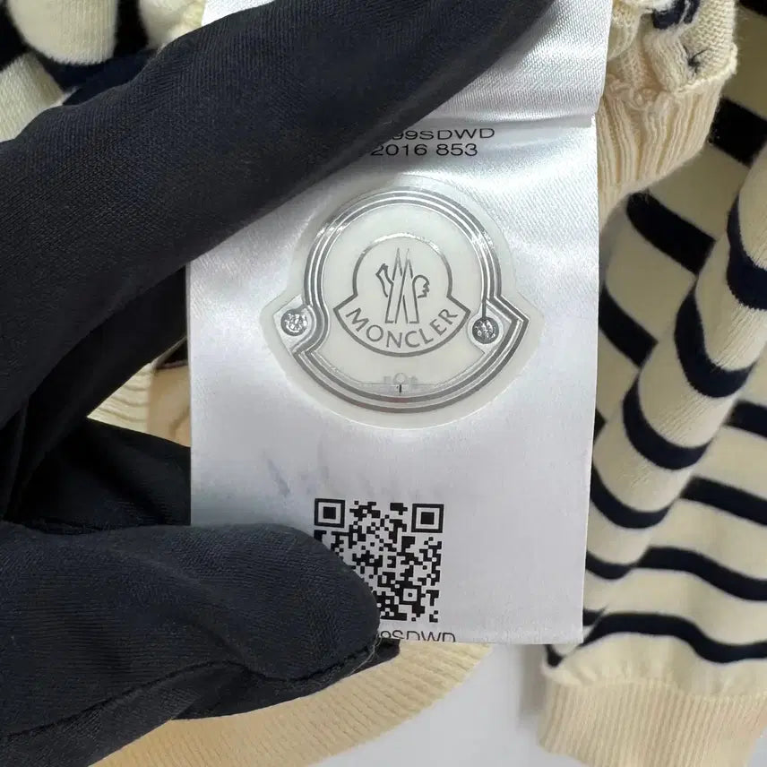 [BUNJANG] Moncler Striped Knit Sweater / [XL사이즈] 몽클레어 스트라이프 니트 아이보리